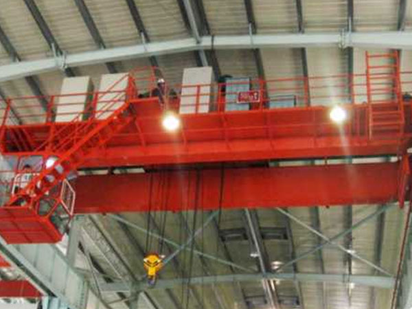 QD雙梁起重機的5大操作注意事項